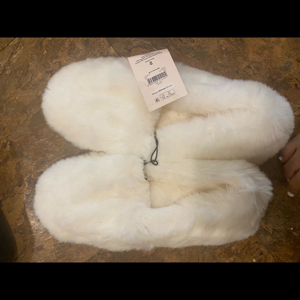 Fluffy slippers